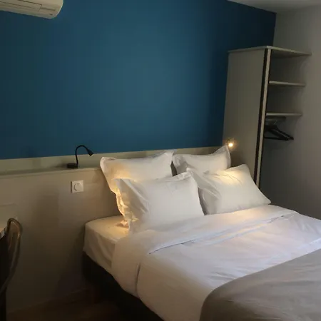 Azur Hotel