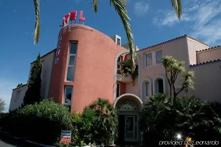 Azur Отель Агд